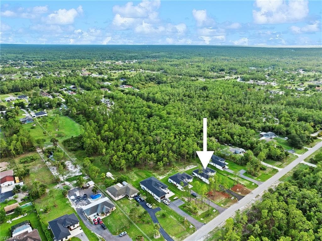 3324 27th Ave NE, Naples, FL 34120-51