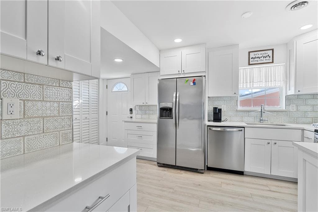 111 Bahia Via, Fort Myers Beach, FL 33931-12