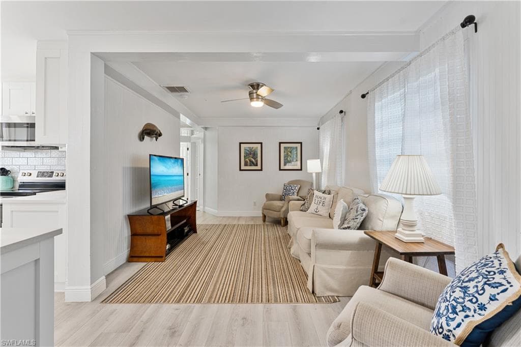 111 Bahia Via, Fort Myers Beach, FL 33931-13