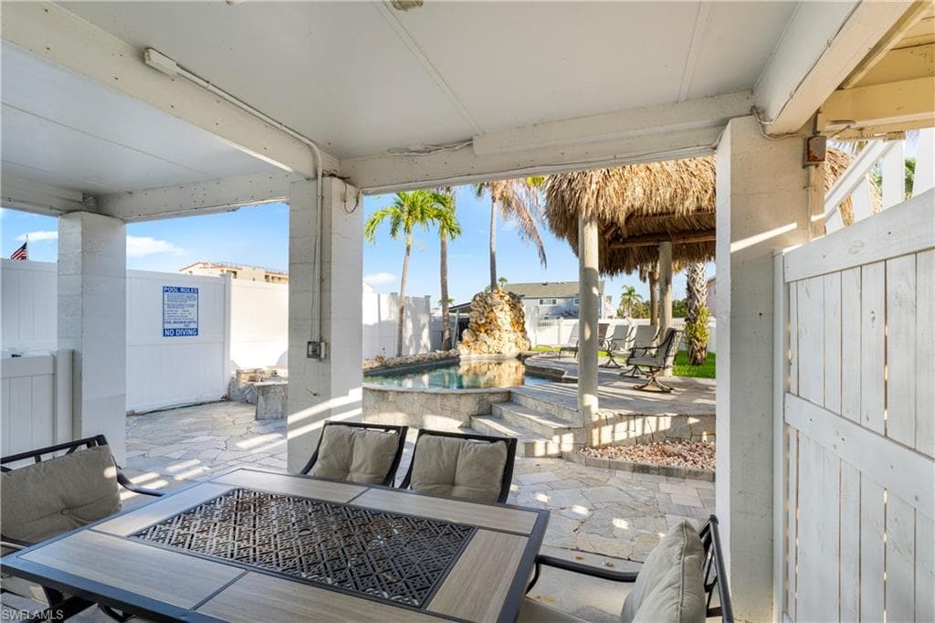 111 Bahia Via, Fort Myers Beach, FL 33931-26