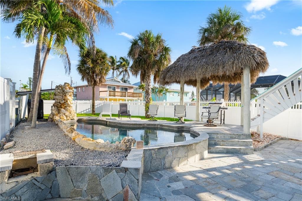 111 Bahia Via, Fort Myers Beach, FL 33931-30