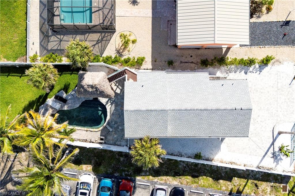 111 Bahia Via, Fort Myers Beach, FL 33931-32
