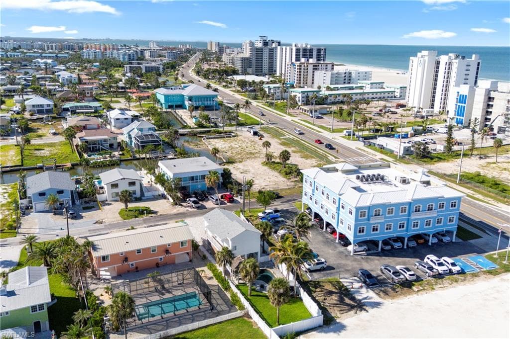111 Bahia Via, Fort Myers Beach, FL 33931-37