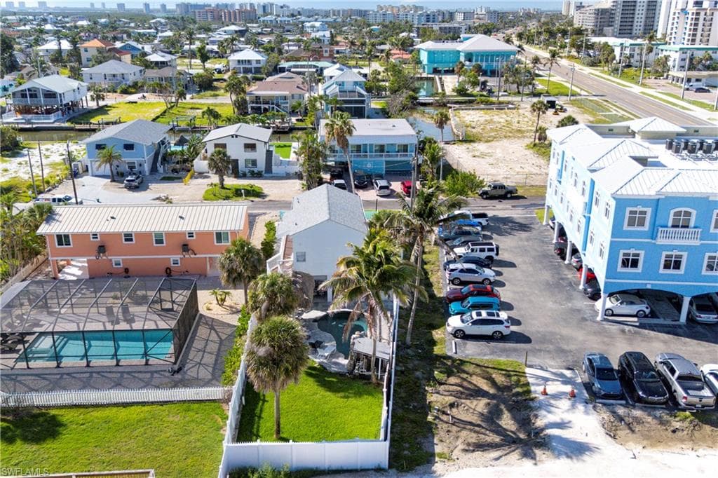 111 Bahia Via, Fort Myers Beach, FL 33931-39