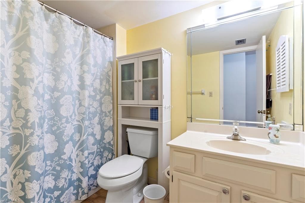 3200 Binnacle Dr C1, Naples, FL 34103-15