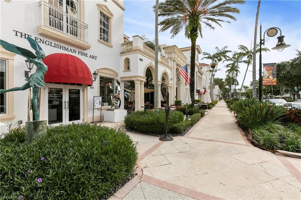 3200 Binnacle Dr C1, Naples, FL 34103-39