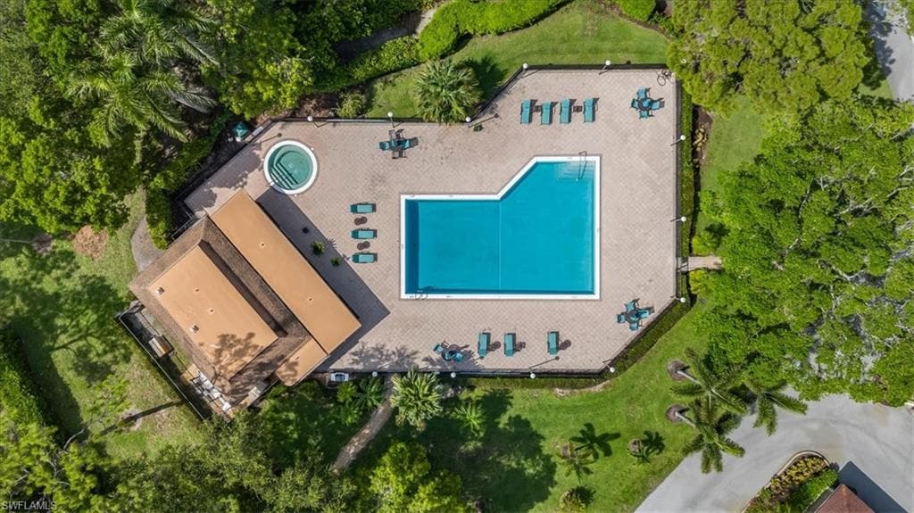 415 Augusta Blvd 110, Naples, FL 34113-10