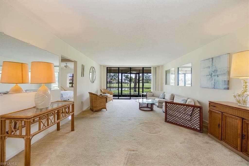415 Augusta Blvd 110, Naples, FL 34113-19
