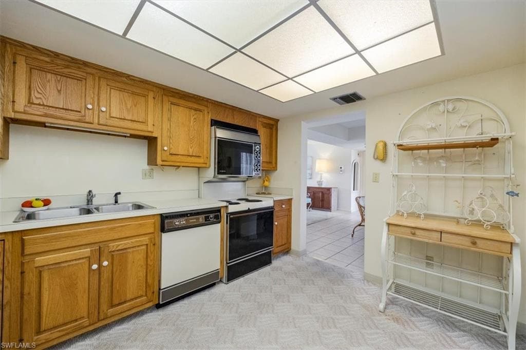 415 Augusta Blvd 110, Naples, FL 34113-23
