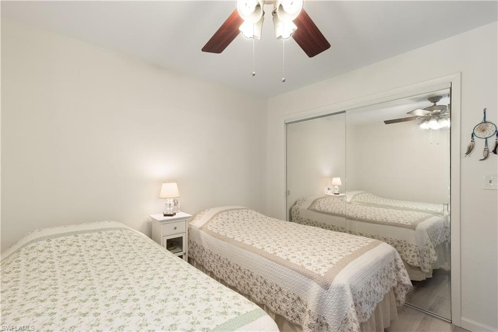 1297 7th Ave N 102, Naples, FL 34102-32