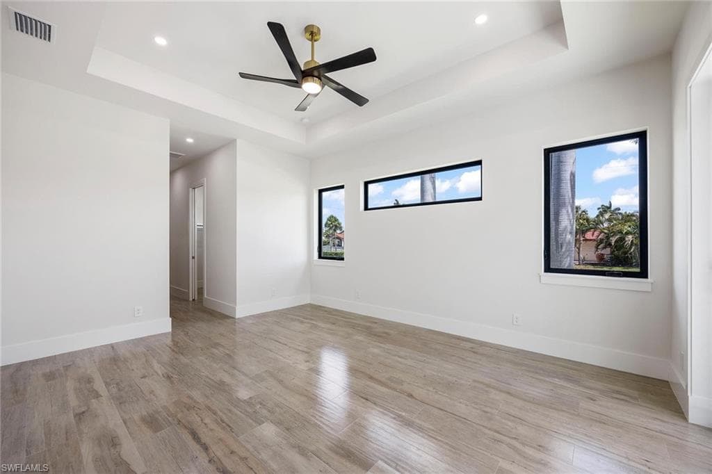 101 Beachcomber St, Marco Island, FL 34145-28