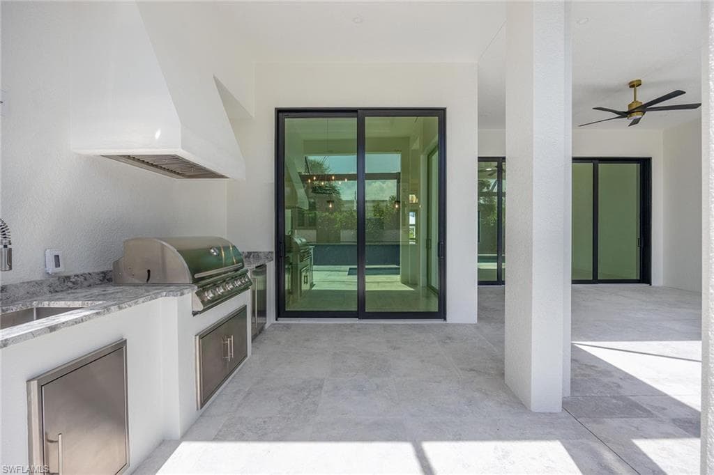 101 Beachcomber St, Marco Island, FL 34145-34