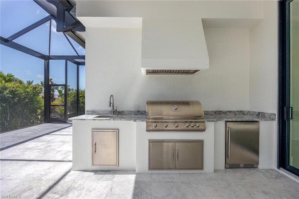 101 Beachcomber St, Marco Island, FL 34145-35