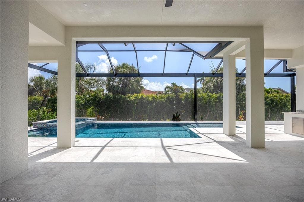 101 Beachcomber St, Marco Island, FL 34145-36