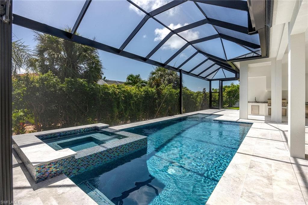 101 Beachcomber St, Marco Island, FL 34145-38