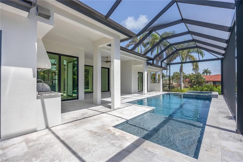 101 Beachcomber St, Marco Island, FL 34145-40