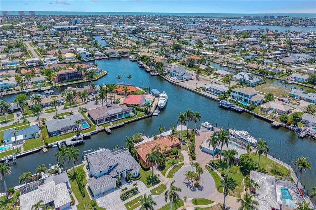 848 Buttonwood Ct, Marco Island, FL 34145-11