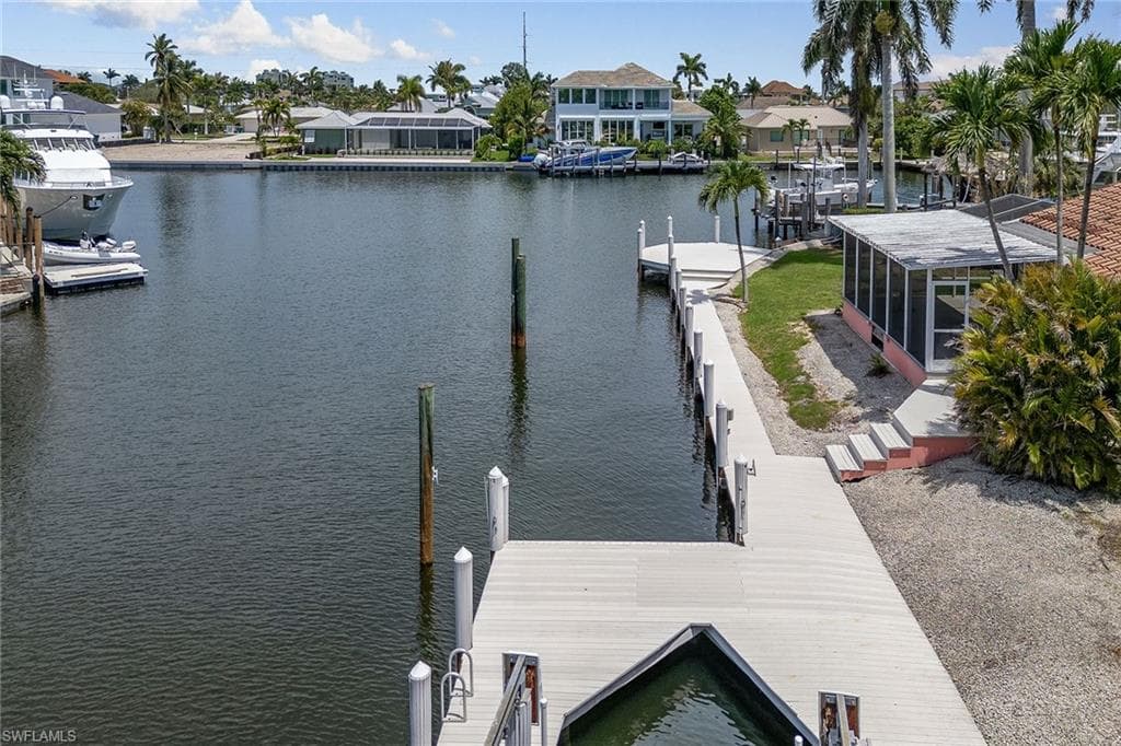 848 Buttonwood Ct, Marco Island, FL 34145-19