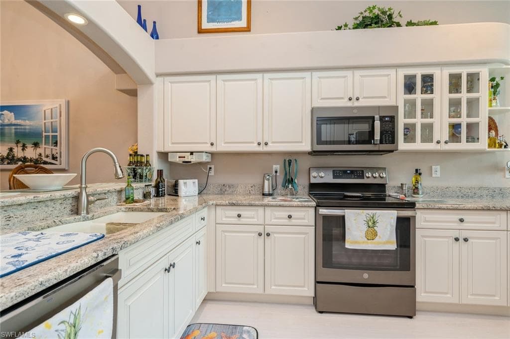 8452 Ibis Cove Cir B262, Naples, FL 34119-10