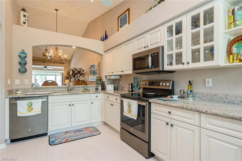 8452 Ibis Cove Cir B262, Naples, FL 34119-12
