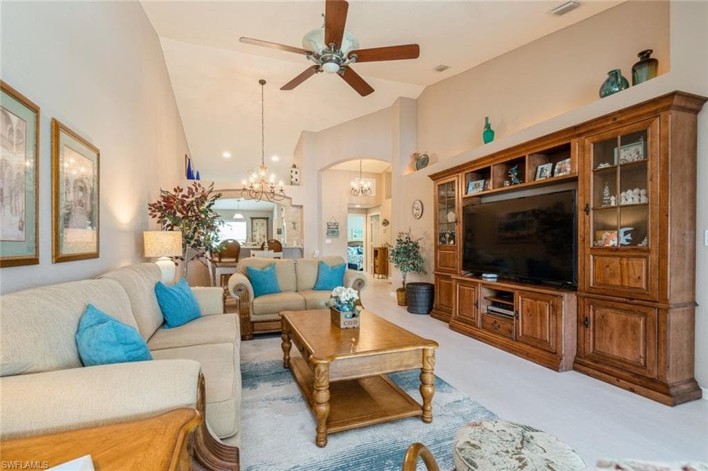 8452 Ibis Cove Cir B262, Naples, FL 34119-26