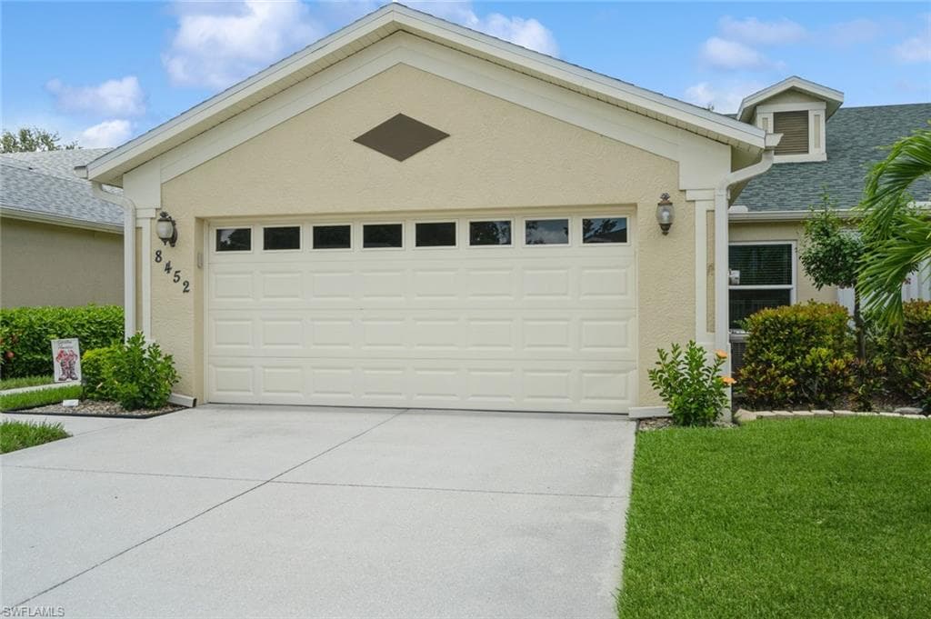 8452 Ibis Cove Cir B262, Naples, FL 34119-3