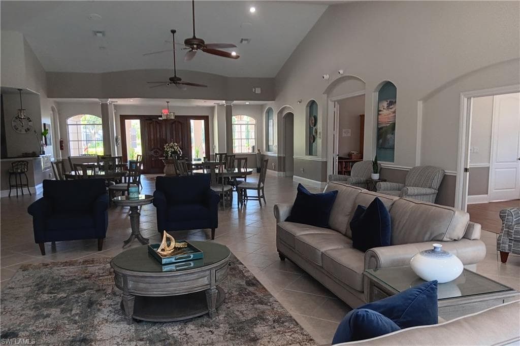8452 Ibis Cove Cir B262, Naples, FL 34119-48
