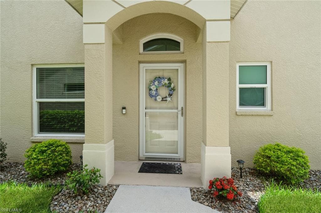 8452 Ibis Cove Cir B262, Naples, FL 34119-5