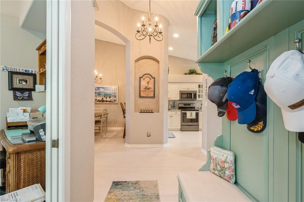 8452 Ibis Cove Cir B262, Naples, FL 34119-7