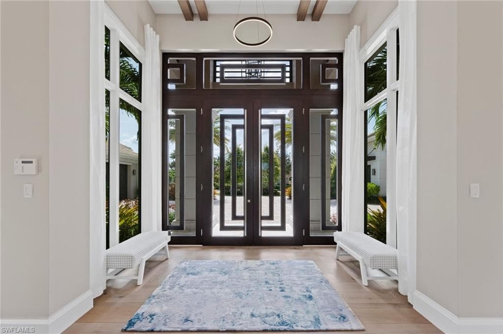 4297 Deephaven Ln, Naples, FL 34119-9