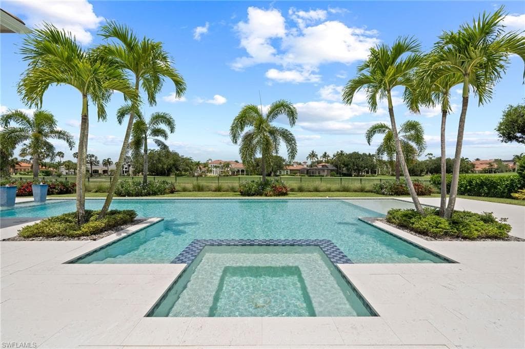 4297 Deephaven Ln, Naples, FL 34119-40