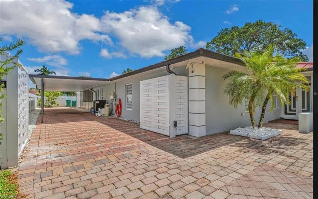 4442 18th Ave SW, Naples, FL 34116-15