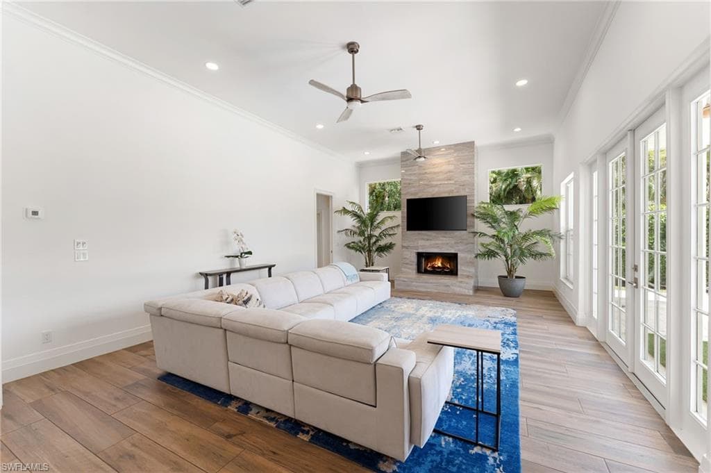 2274 Hawksridge Dr, Naples, FL 34105-18