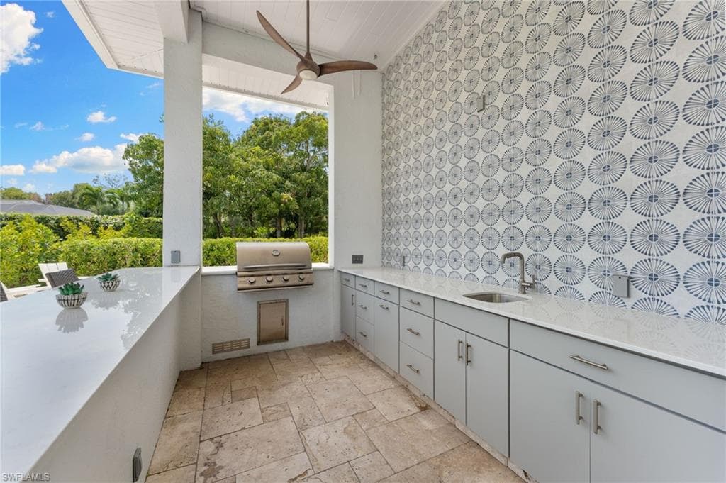 2274 Hawksridge Dr, Naples, FL 34105-32