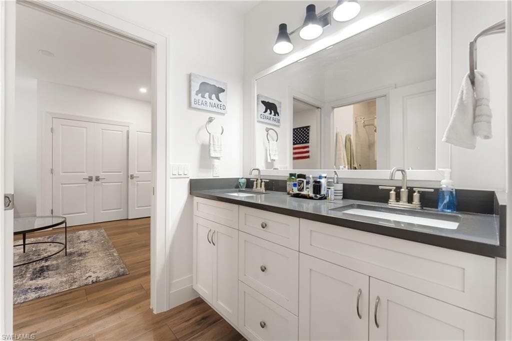 2274 Hawksridge Dr, Naples, FL 34105-40