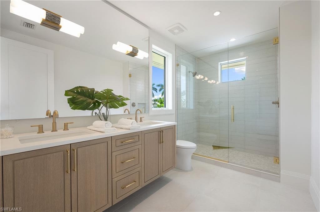 581 14th Ave S, Naples, FL 34102-41