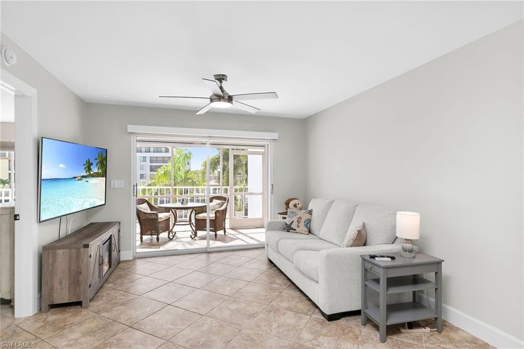 919 Huron Ct B203, Marco Island, FL 34145-13