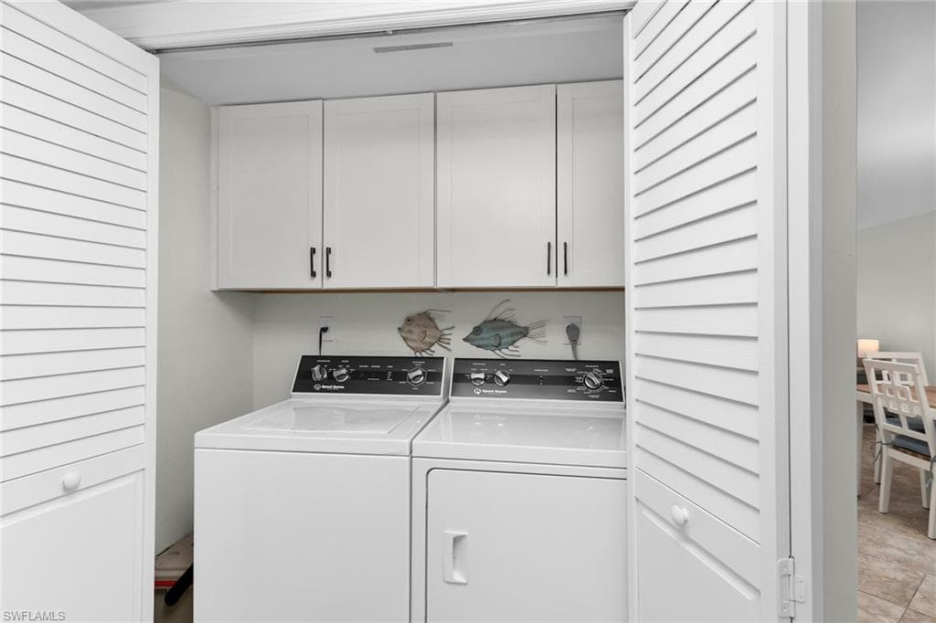 919 Huron Ct B203, Marco Island, FL 34145-28