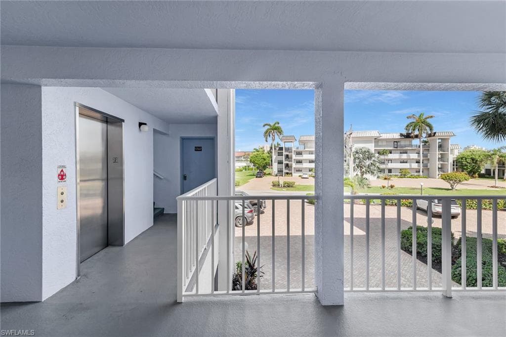 919 Huron Ct B203, Marco Island, FL 34145-32