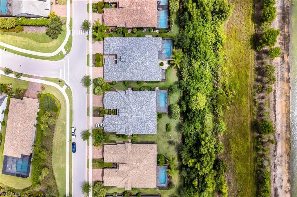 7690 Jacaranda Ln, Naples, FL 34114-34