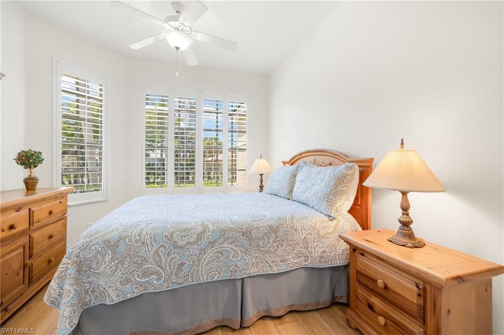 8782 Middlebrook Dr, Fort Myers, FL 33908-17