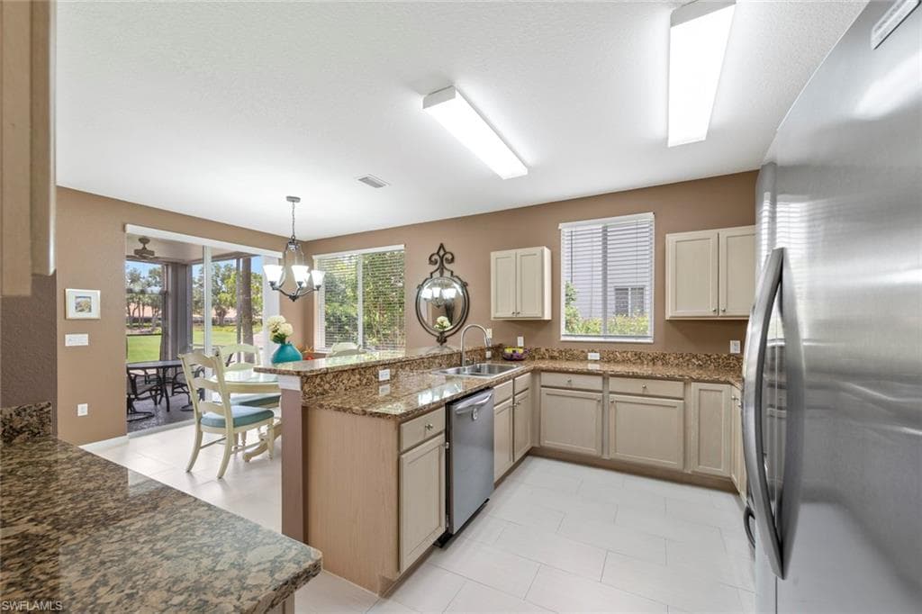 8421 Southbridge Dr 4, Estero, FL 33967-21