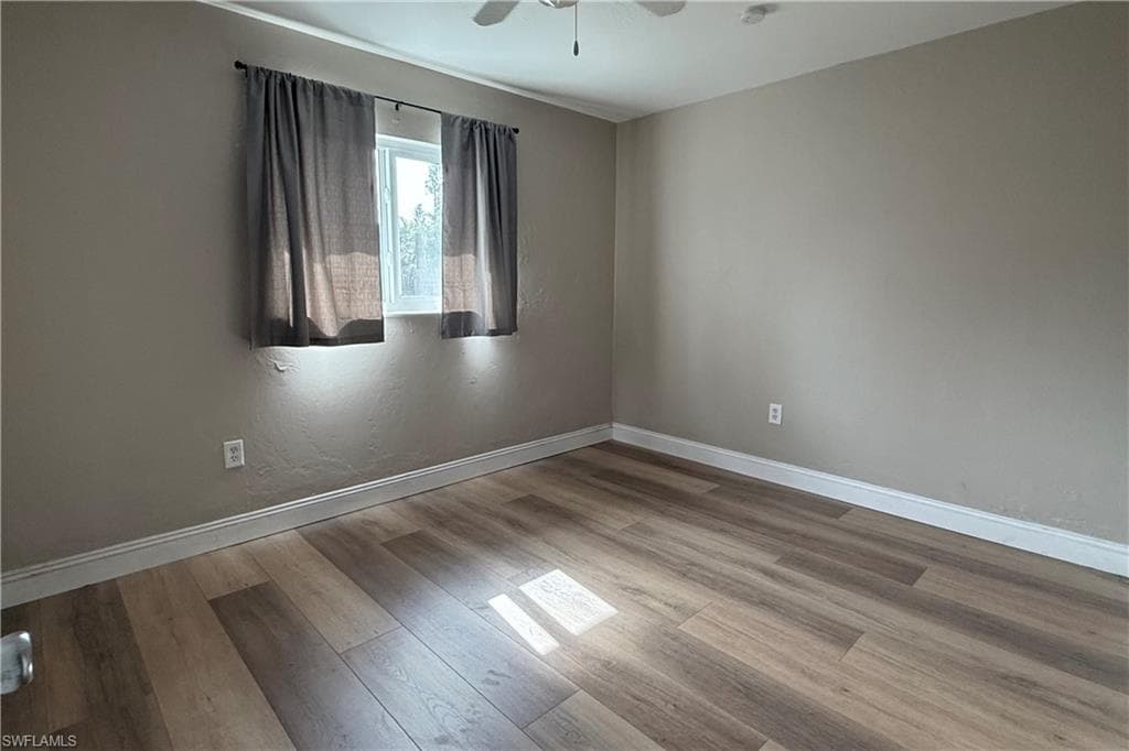 4402 Pine Lake Rd, Bonita Springs, FL 34134-5