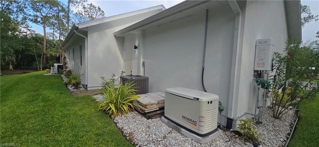 3475 3rd Ave SW, Naples, FL 34117-3