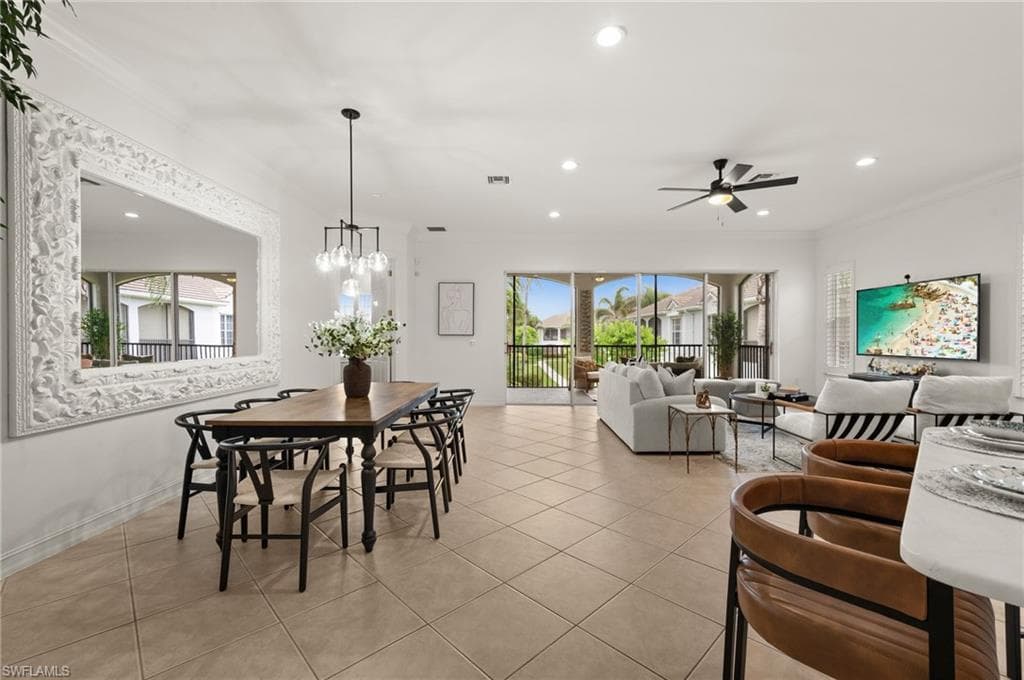 5004 Maxwell Cir 3-202, Naples, FL 34105-10