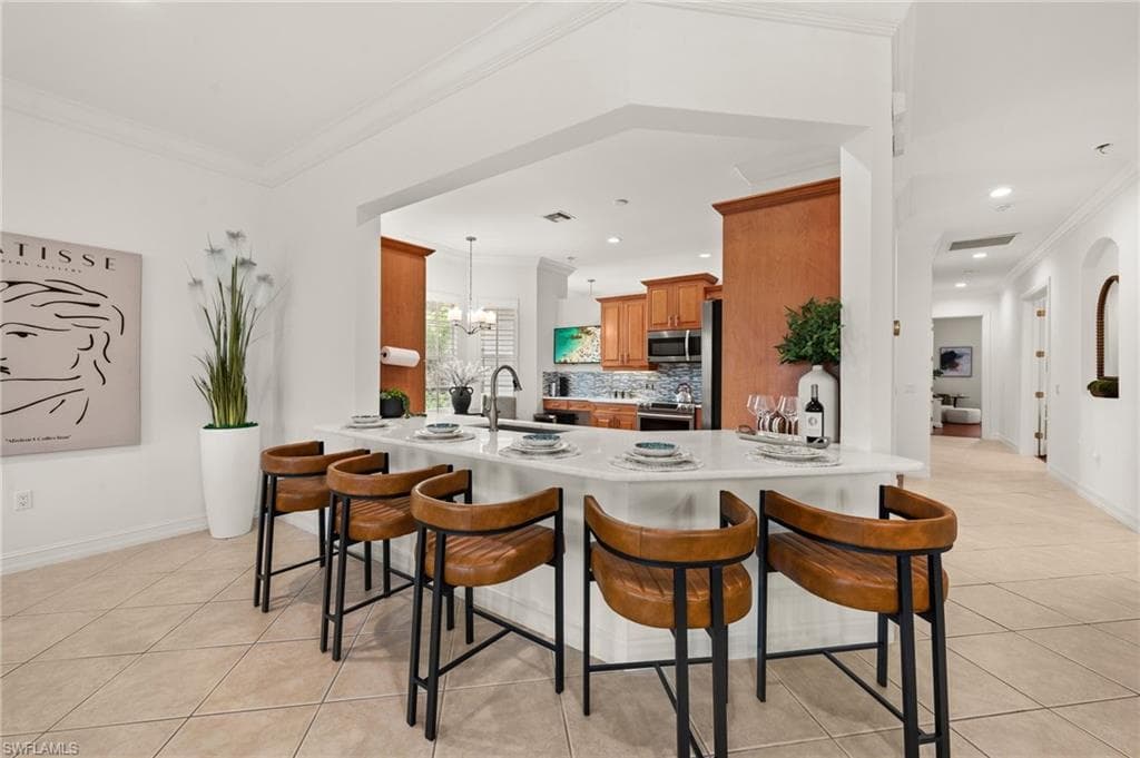 5004 Maxwell Cir 3-202, Naples, FL 34105-12