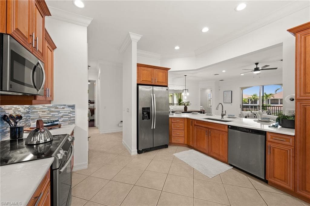 5004 Maxwell Cir 3-202, Naples, FL 34105-15