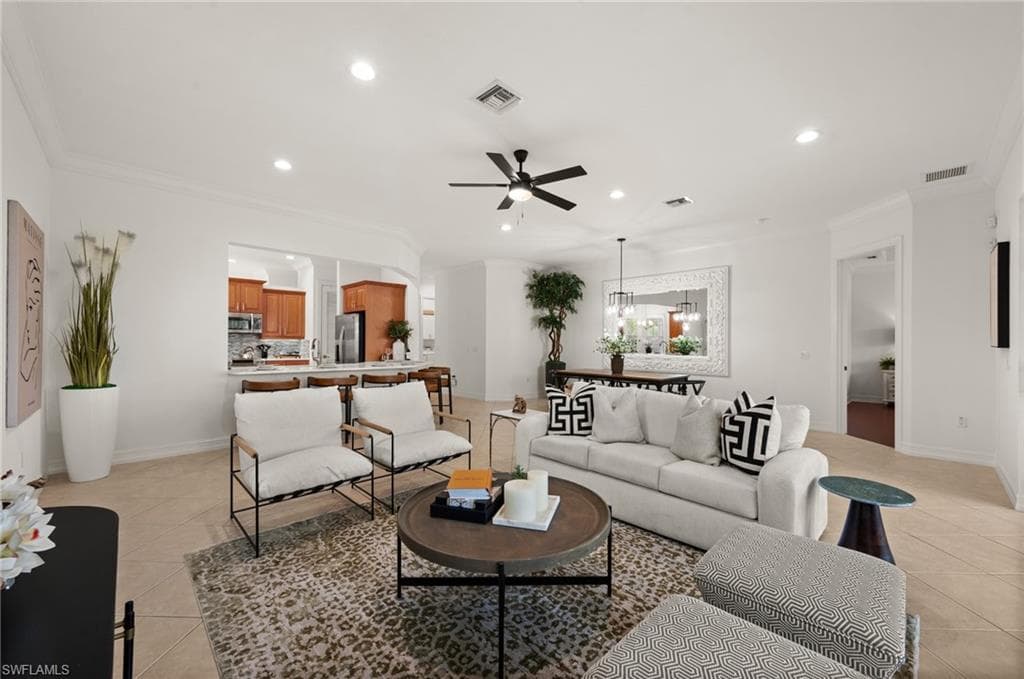 5004 Maxwell Cir 3-202, Naples, FL 34105-18