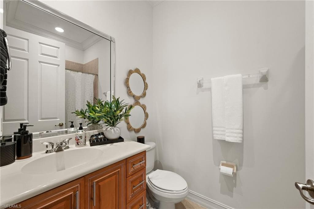 5004 Maxwell Cir 3-202, Naples, FL 34105-28