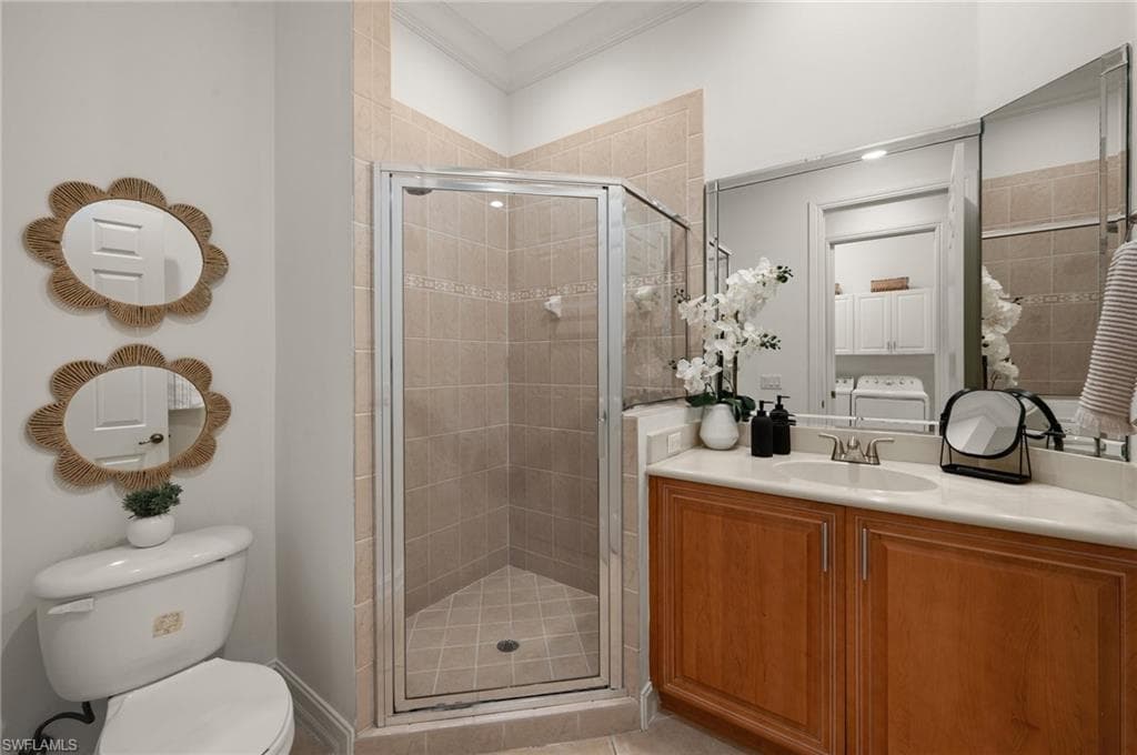 5004 Maxwell Cir 3-202, Naples, FL 34105-30